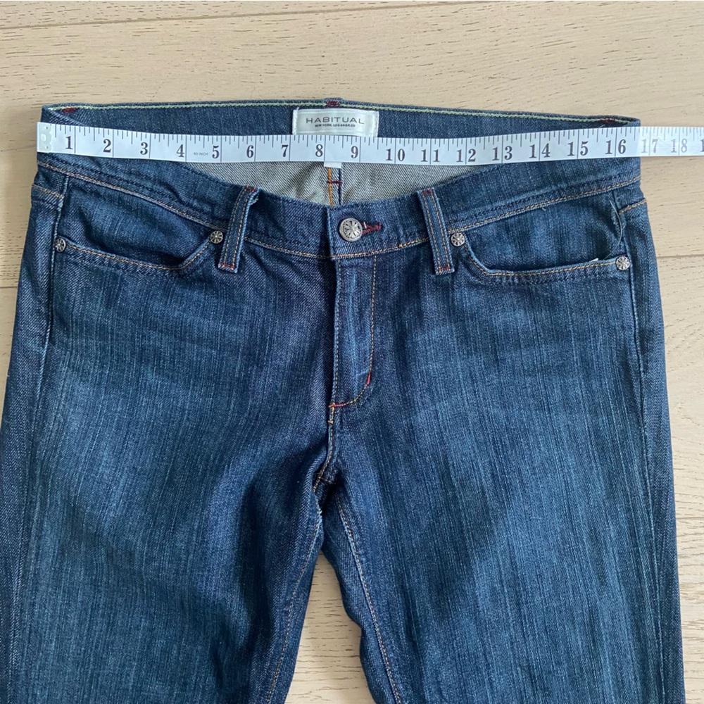 HABITUAL Low Rise Bootcut Jeans Size 30 Dark Wash 34.5” Inseam Y2K EUC USA - Picture 10 of 12